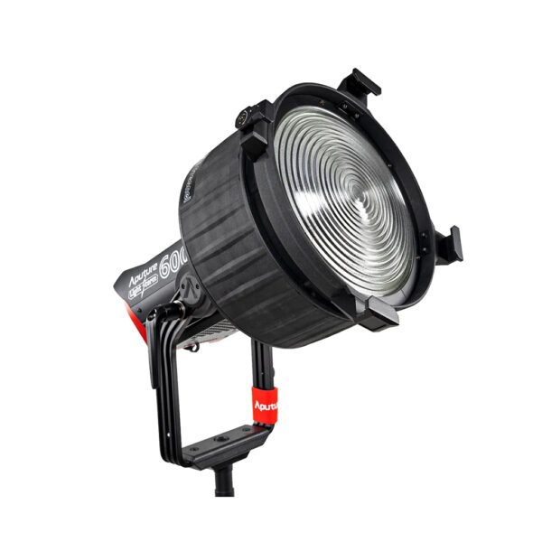 Aputure F10 Fresnel - Image 4